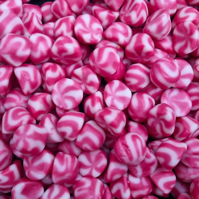 Strawberry Twist Kisses